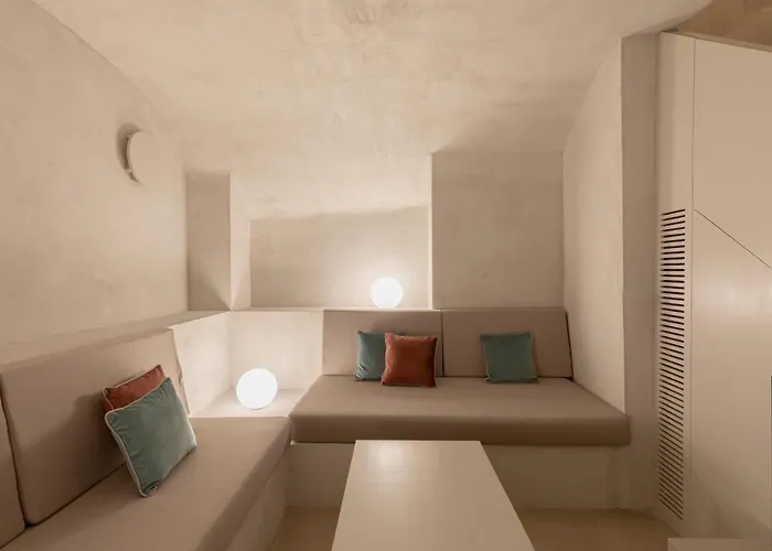 Design With Private Pool In Campo Dei Fiori דירה *