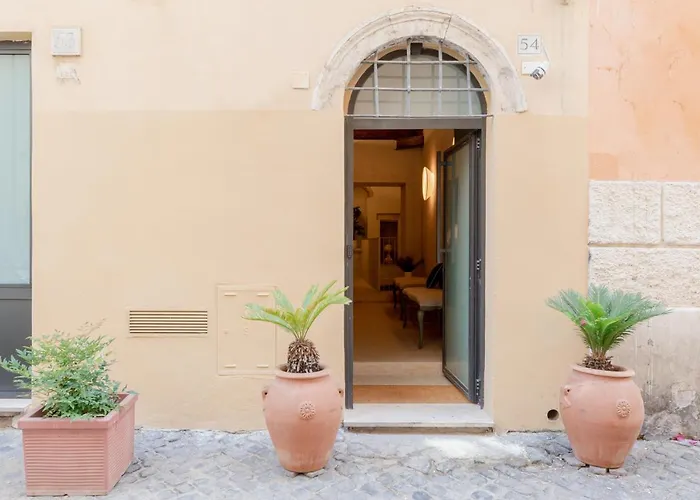 Design With Private Pool In Campo Dei Fiori