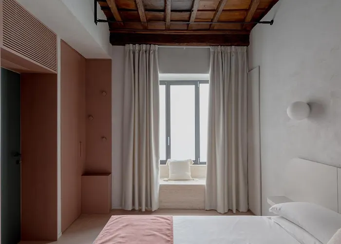 Design With Private Pool In Campo Dei Fiori * רומא